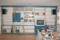 Wohnzimmerverbau Fichte/blau