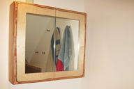 Badezimmerkasten in Ahorn mit Spiegel